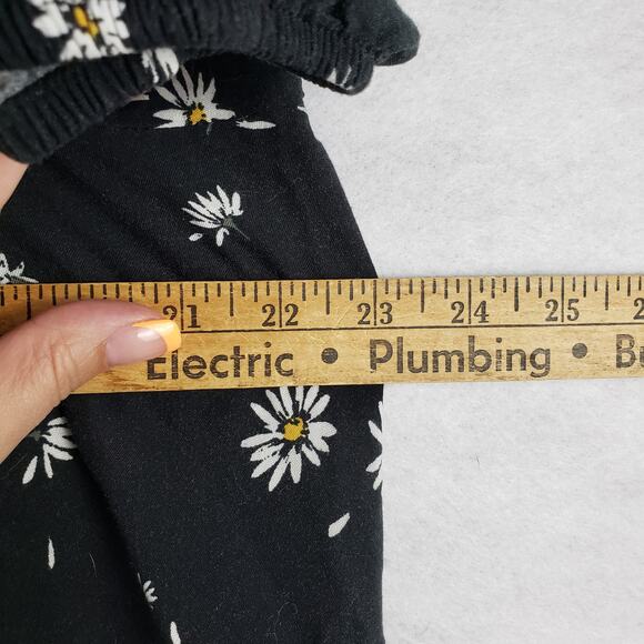 Maurices Women's 2X Off Shoulder Daisy Print Midi Dress Black Pleated Flared - Picture 9 of 13